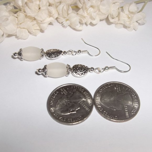 Earrings, White Earrings, Beaded Earring, White and Silver Earring, Earring 7924 - Picture 5 of 8
